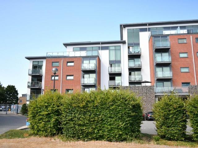 Flat for sale in Priddy's Hard, Gosport
