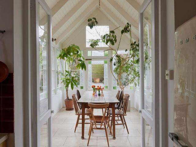 Flat for sale in Belsize Park, Greater London