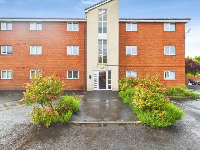 Flat for sale in Isle Of Man