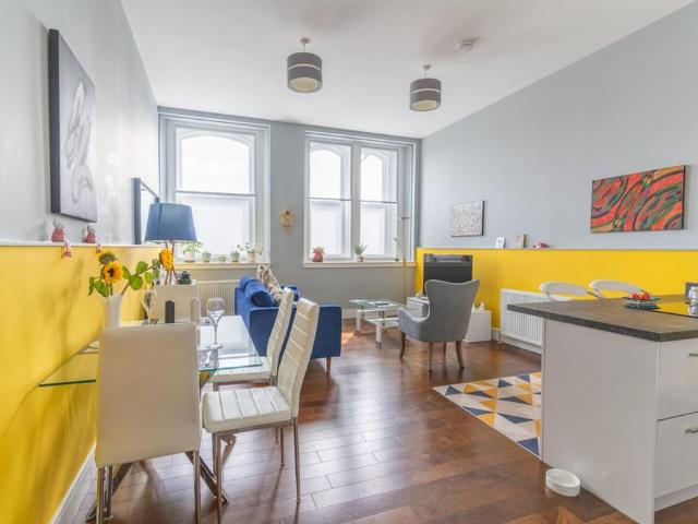 Flat for sale in Pittencrieff, Dunfermline