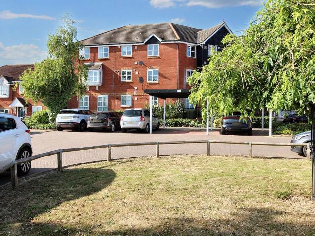 Flat for sale in Bridgefield, Kent