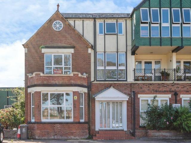 Flat for sale in Northgate, Stokesby