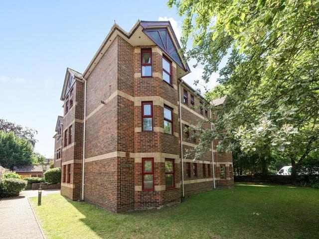 Flat for sale in Banister's Park, City Of Southampton