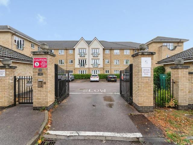 Flat for sale in Arrington, Cambridgeshire