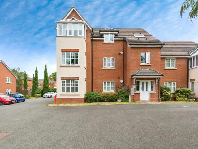 Flat for sale in Fox Hollies, West Midlands
