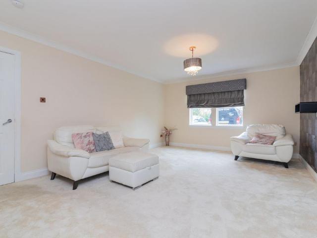 Flat for sale in Kilmarnock, Hillhead