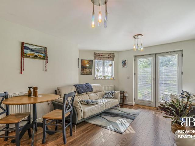 Flat for sale in Barkingside, Isle Of Man