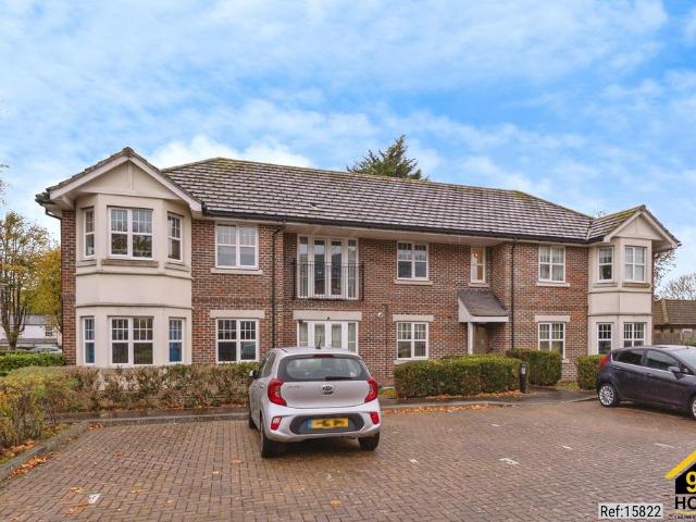Flat for sale in Spring Vale, Hampshire