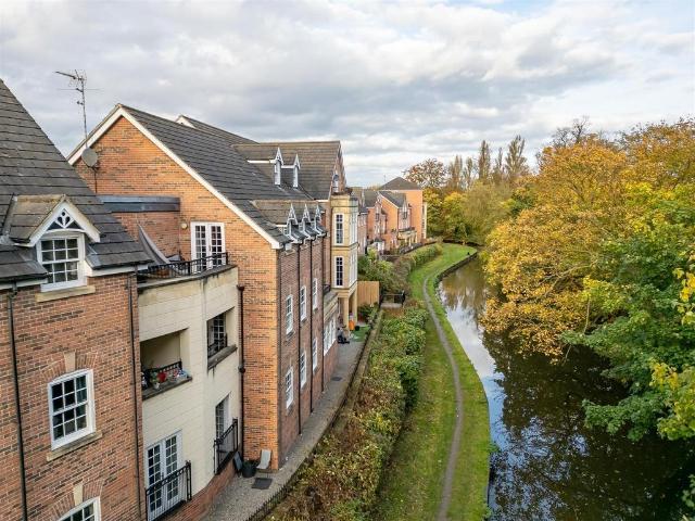 Flat for sale in The Groves, High Field