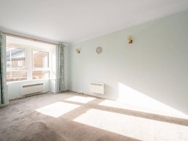 Flat for sale in High Barnet, Isle Of Man