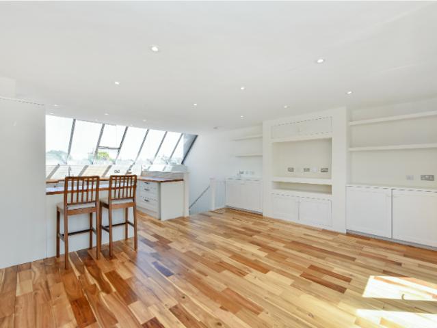 Flat for sale in Brompton, Greater London