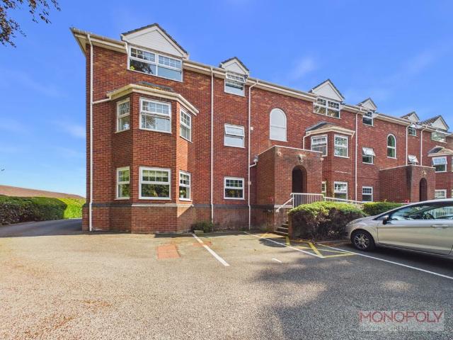 Flat for sale in Wrexham, Wales