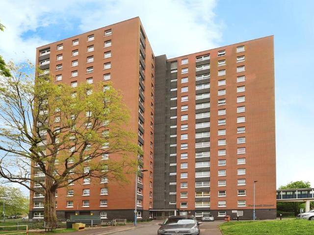 Flat for sale in Easton, Feckenham