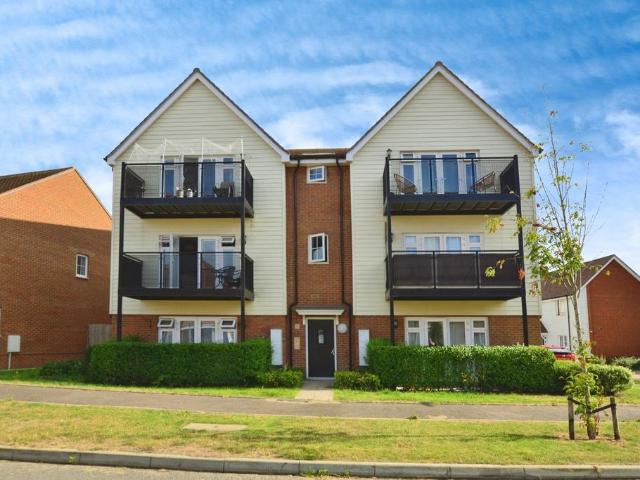 Flat for sale in Cheeseman's Green, Bridgefield