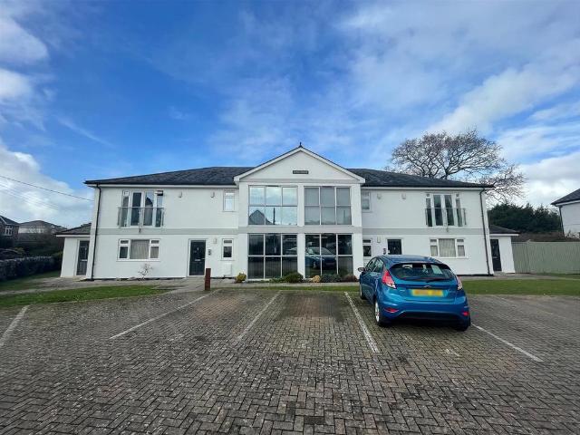 Flat for sale in Staddiscombe, Mount Wise