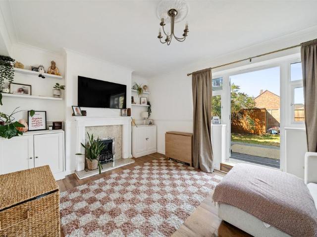 Flat for sale in London Borough of Lewisham, Greater London