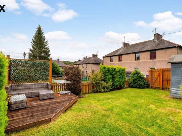 Flat for sale in Winchburgh, Scotland