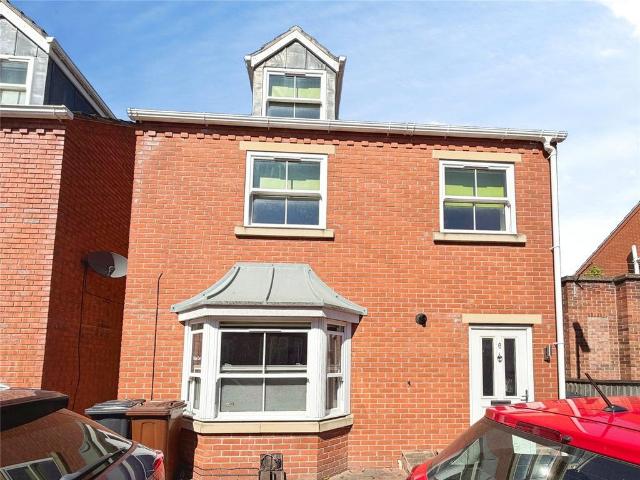 Flat for sale in Boultham, Brayford