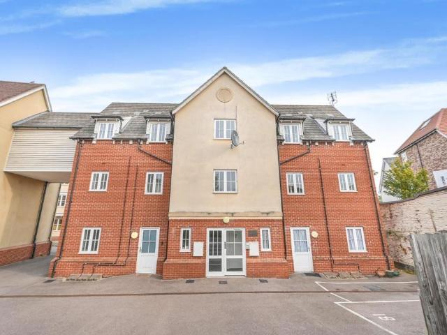 Flat for sale in Great Dunmow, Uttlesford