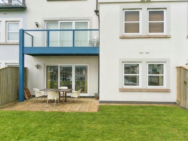 Flat for sale in Conwy, Wales