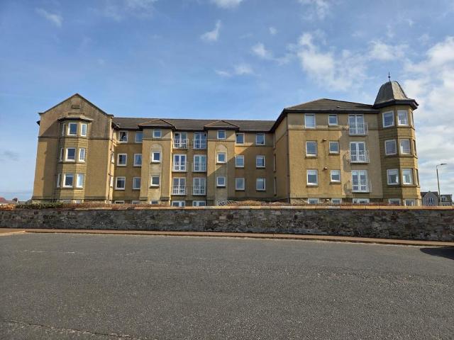 Flat for sale in Prestwick, New Prestwick