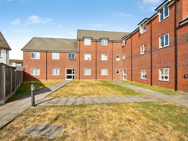 Flat for sale in Lane Head, Willenhall
