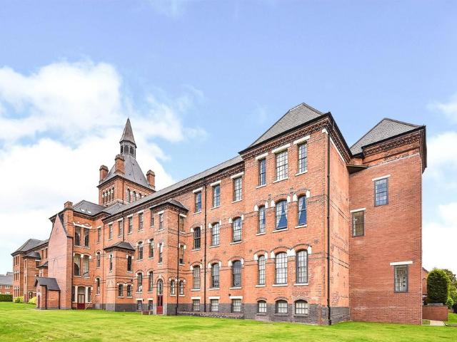 Flat for sale in Gravelly Hill, West Midlands