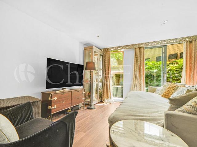 Flat for sale in The Odyssey, Isle Of Dogs