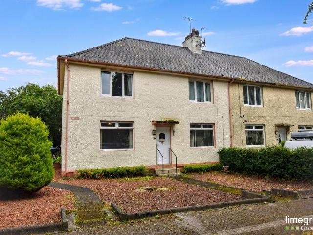 Flat for sale in New Farm Loch, Crookedholm