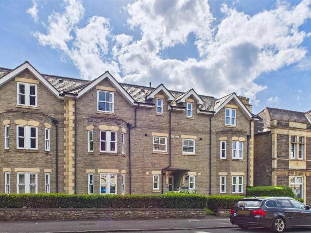 Flat for sale in Clevedon, North Somerset