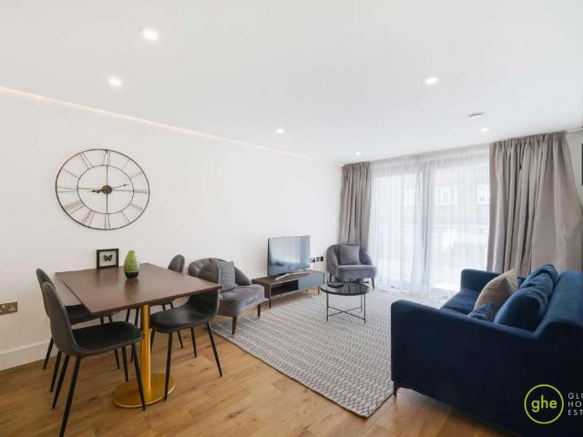 Flat for sale in Barnsbury, Greater London