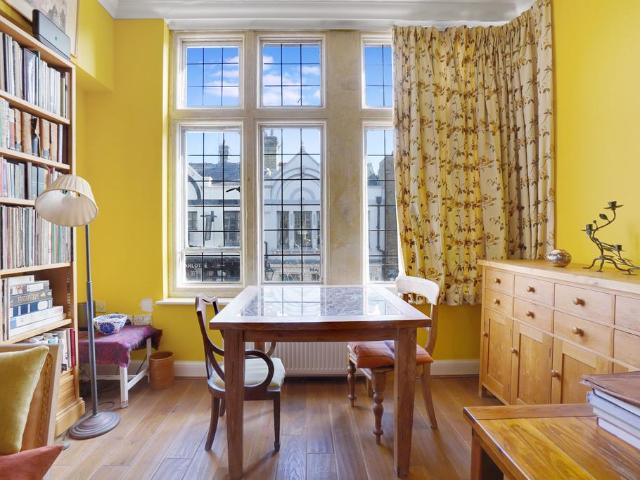 Flat for sale in Troy Town, Rochester