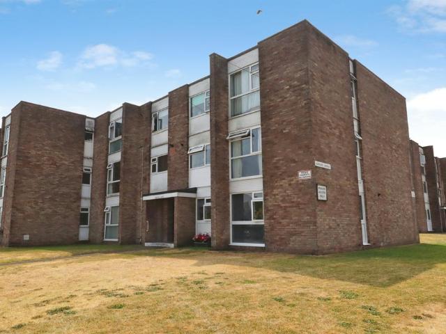 Flat for sale in Falcon Lodge, Wales