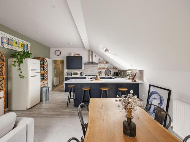 Flat for sale in Feckenham, City Of Bristol