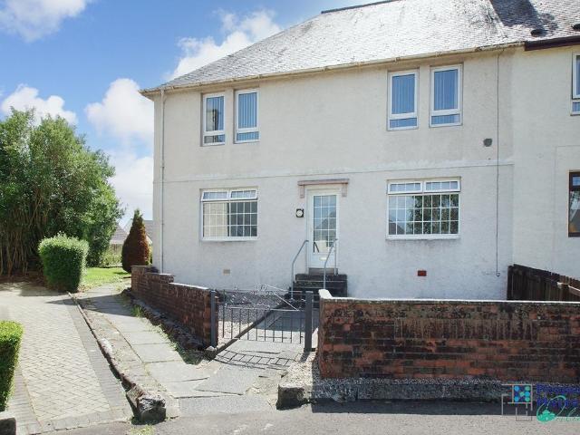 Flat for sale in Galston, Scotland