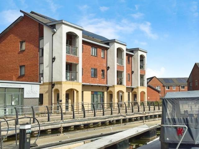 Flat for sale in Wigan, Isle Of Man