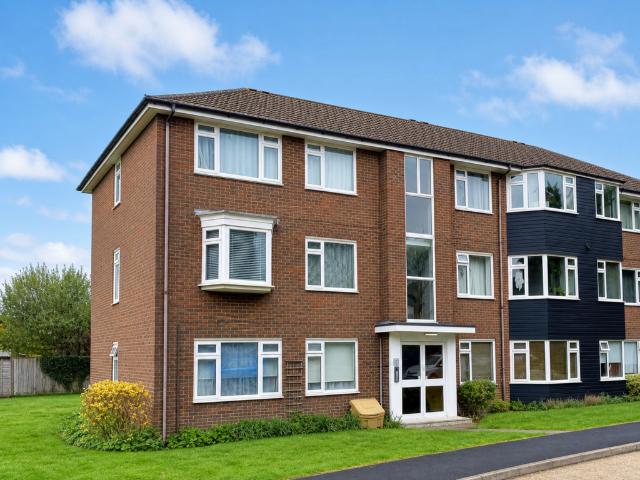 Flat for sale in New Town, Horsham