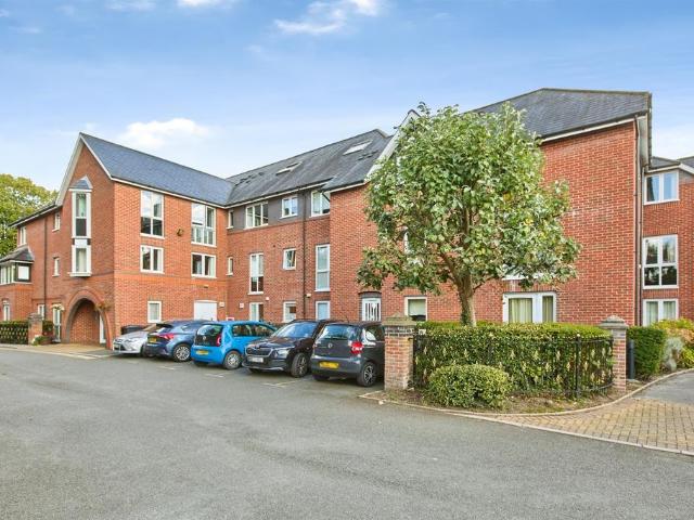 Flat for sale in West End, Derby