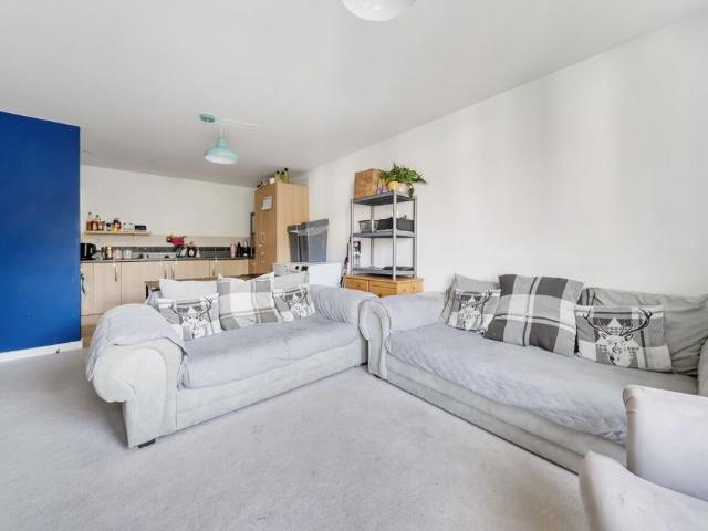 Flat for sale in Moulsham, Chelmsford