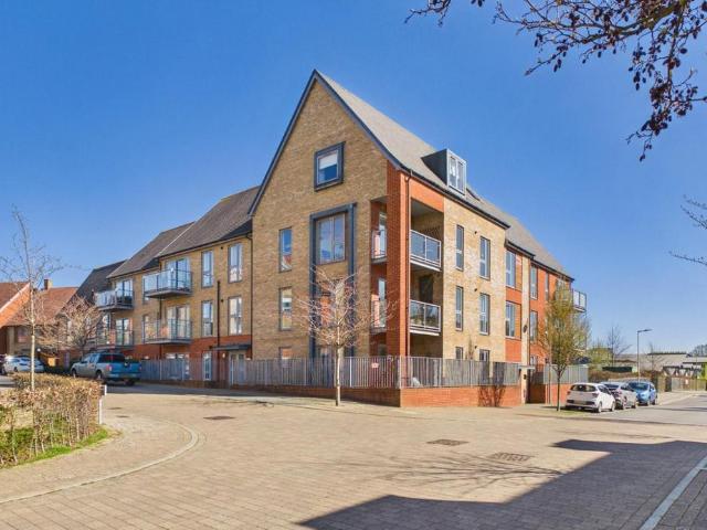 Flat for sale in Orchard Heights, Bridgefield