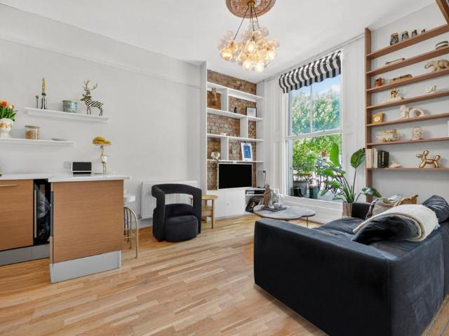 Flat for sale in Kensal Town, Maida Vale