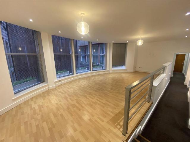 Flat for sale in Calderstones