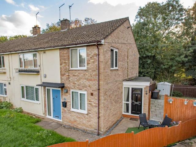 Flat for sale in Weldon Park, Weldon