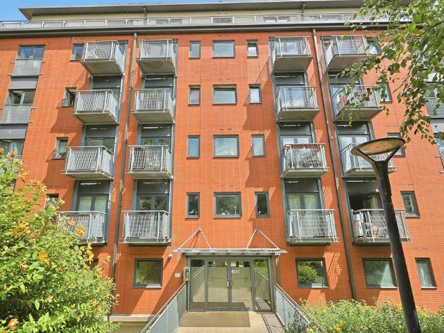 Flat for sale in Lakenham, East Bank