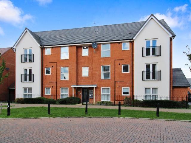 Flat for sale in Newton Leys, Milton Keynes