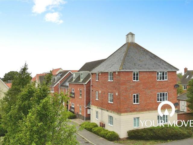 Flat for sale in Redenhall with Harleston, Burgh St Peter