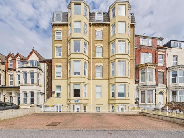 Flat for sale in Hilderthorpe, Bridlington