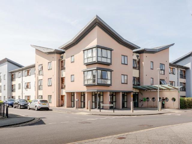 Flat for sale in Port Marine, Portishead