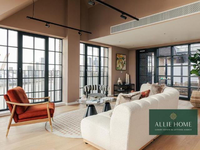 Flat for sale in Goodluck Hope, Blackwall