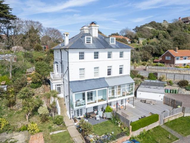 Flat for sale in Golden Valley, Folkestone